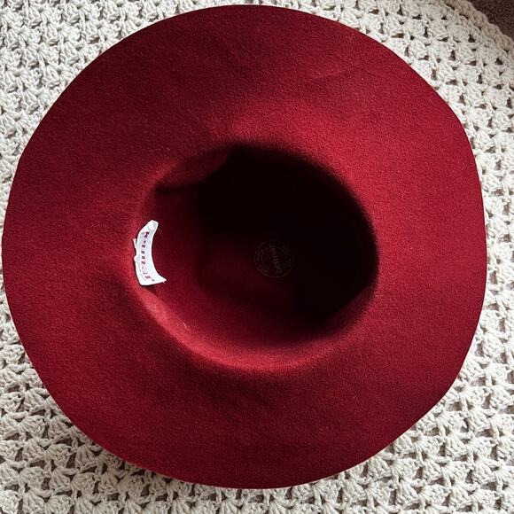 Vintage 70s Betmar Red Wool Wide Brim Hat with Striped Bow Ribbon - Picture 4 of 6